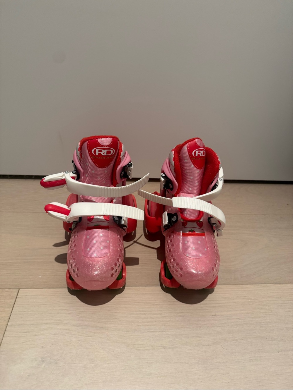 Roller Derby Girls' Adjustable Roller Skates - Youth Size 11-2 - Strawberry